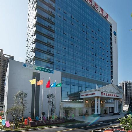 Vienna International Hotel Shenzhen Qianhai Екстер'єр фото