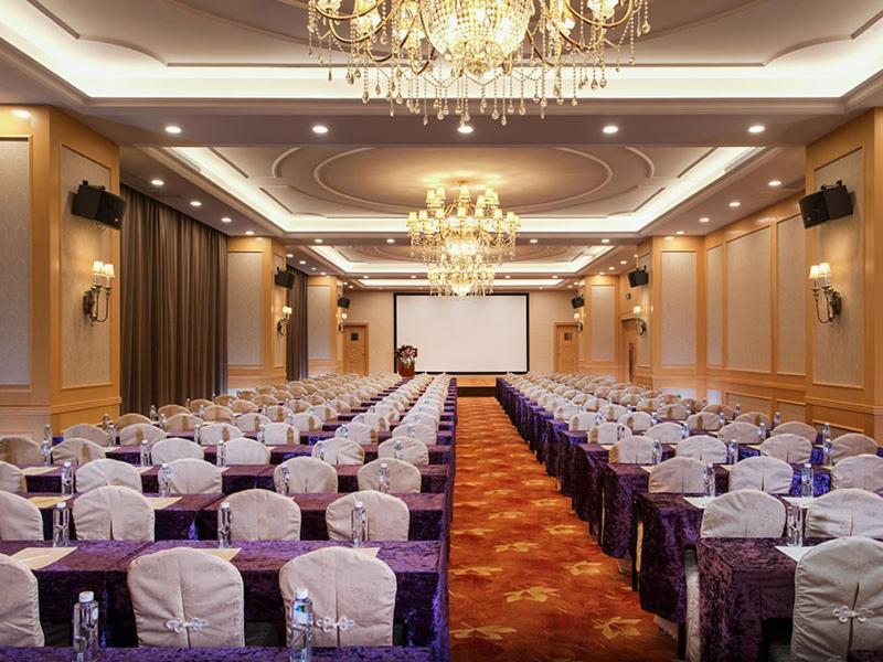 Vienna International Hotel Shenzhen Qianhai Екстер'єр фото